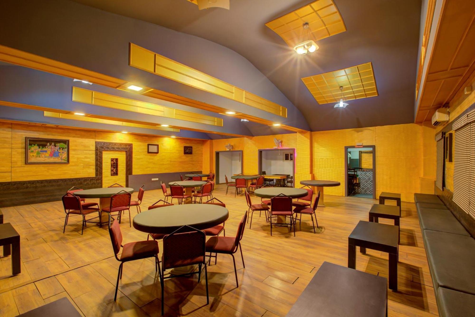 Super Townhouse Oak Jvh Hotel Bangalore Exteriör bild
