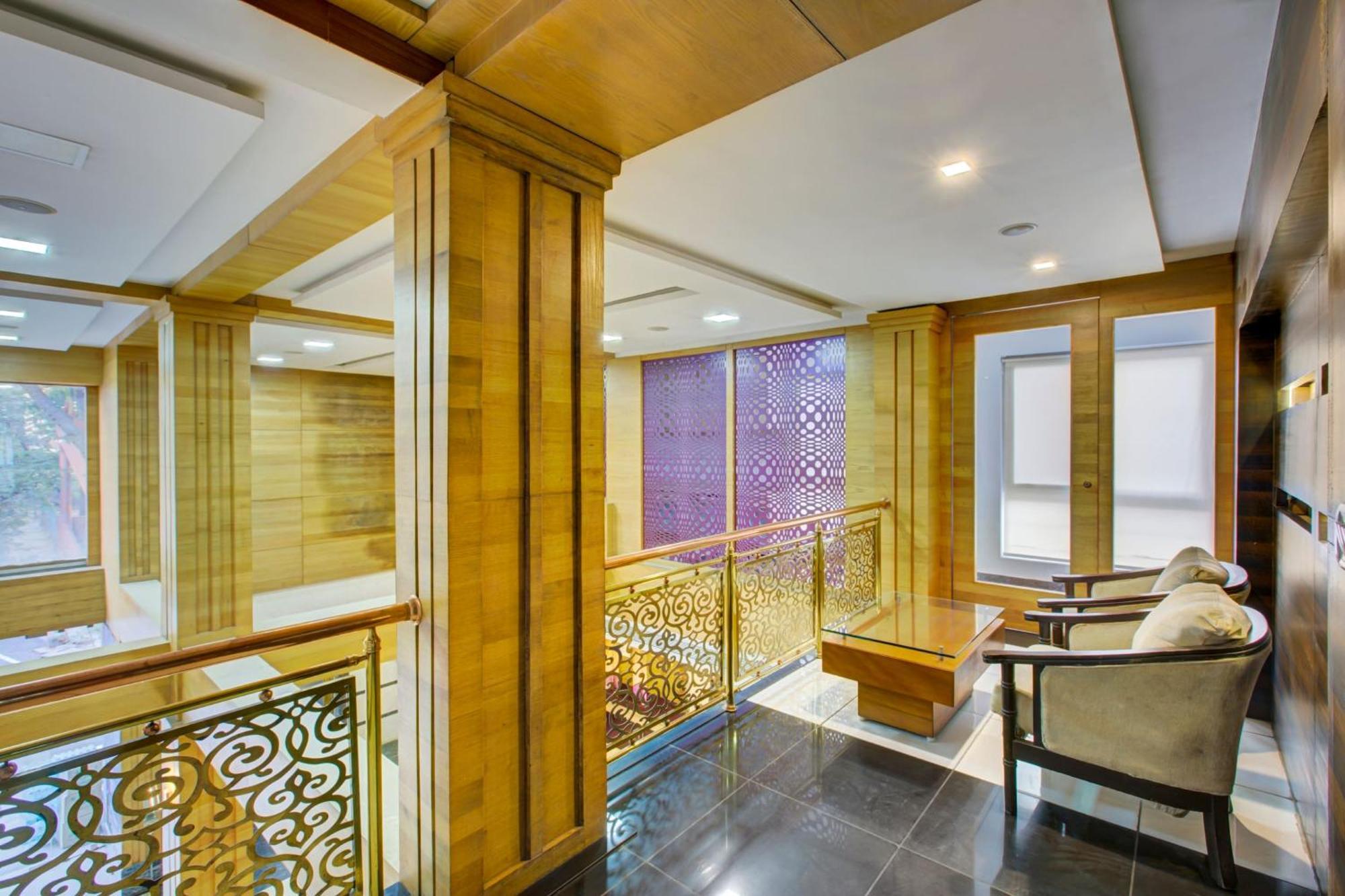 Super Townhouse Oak Jvh Hotel Bangalore Exteriör bild