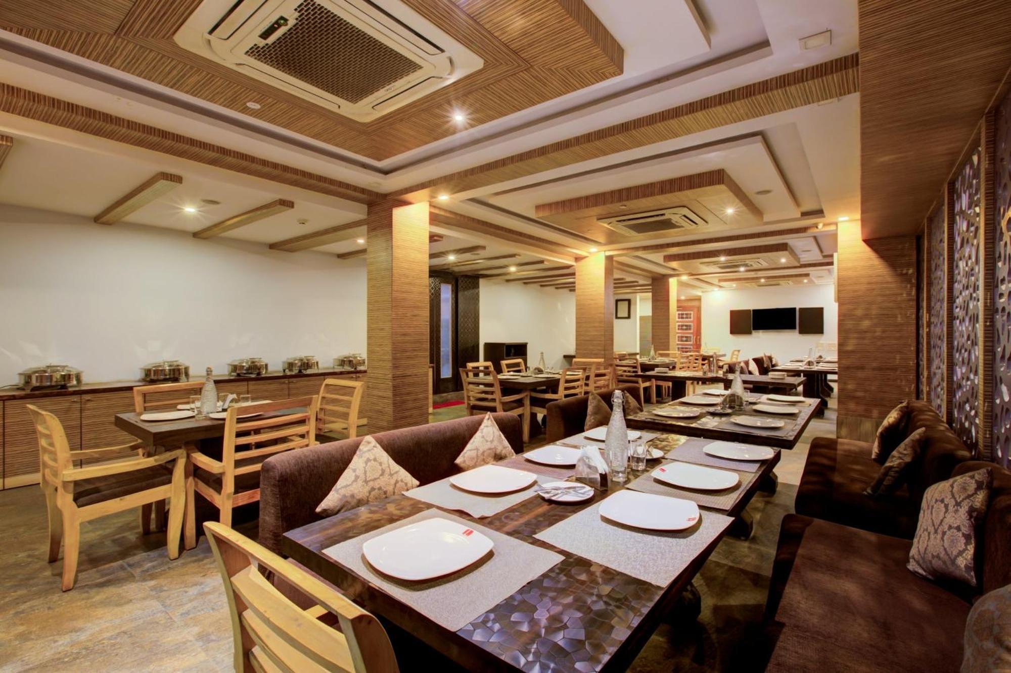 Super Townhouse Oak Jvh Hotel Bangalore Exteriör bild